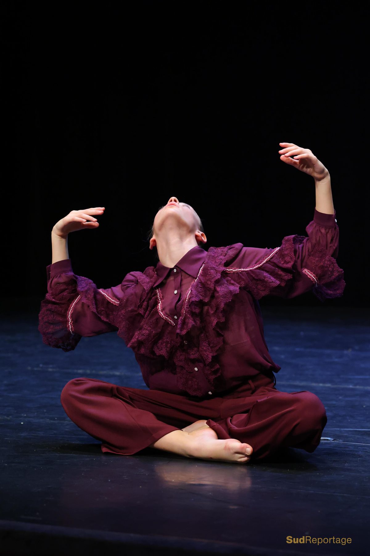 Danseuse en solo en style contemporain