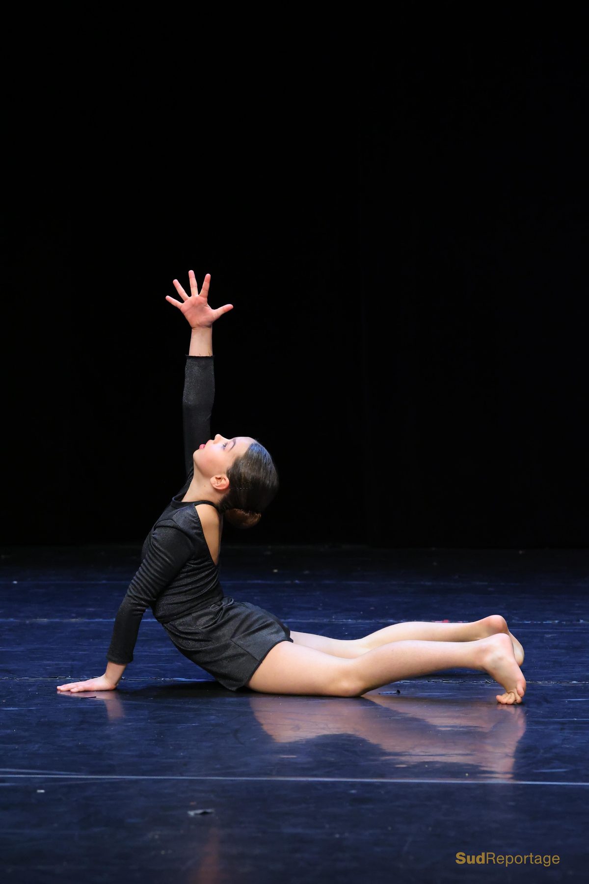Danseuse en solo en style modern jazz
